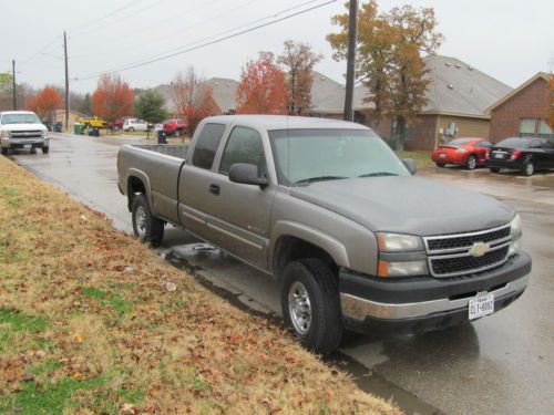 2006 Chevy Silverado LT Heavy Duty 2500 - Locked Engine, image 3