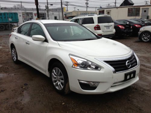 2013 nissan altima base sedan 4-door 2.5l