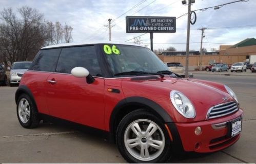 2006 mini cooper base hatchback 1.6l automatic