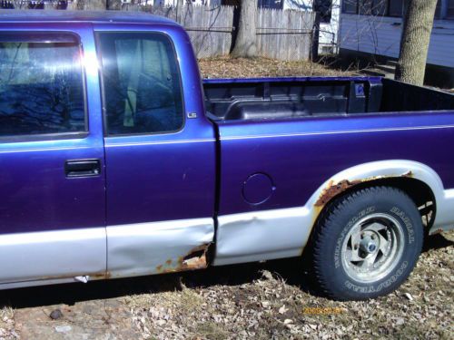 1995 chevrolet s10 ls ext. cab 2wd