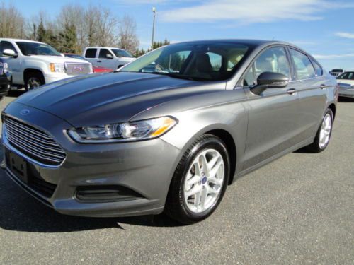 2013 ford fusion se, rebuilt salvage title, rebuidable repaired light damage