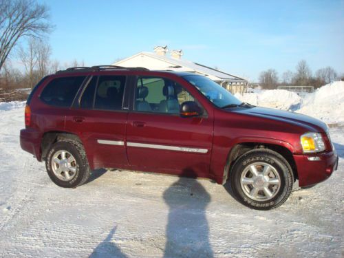 2002  gmc envoy 4wd  4 door