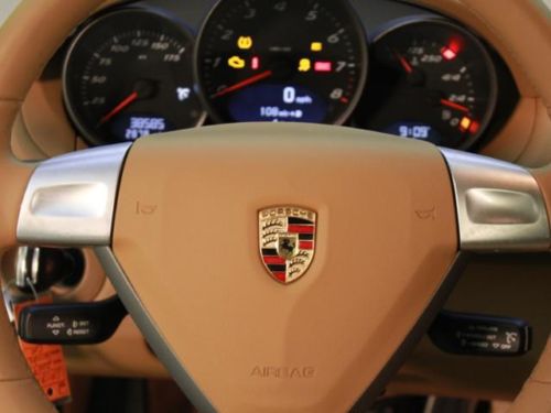 2009 Porsche Cayman 2dr Cpe low mile2.9L CD 4-Wheel ABS M/T A/C Aluminum Wheels, image 37