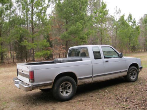 Custom 1988 chevy s10 with 350 iroc engine &amp; transmission ooak