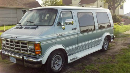 1989 dodge b250 conversion van, 125,000 miles
