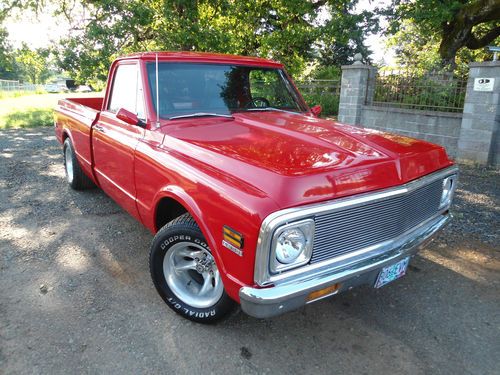 1972 chevy pickup c-10 swb