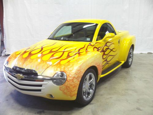 2006 chevrolet ssr base convertible 2-door 6.0l