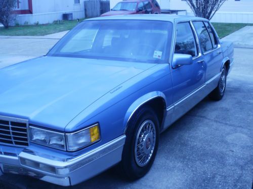 1992 cadillac deville base sedan 4-door 4.9l