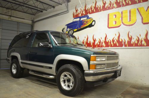 1996 chevrolet tahoe ls very rare 2-door 5.7l 350 v8 4x4 florida truck! mint