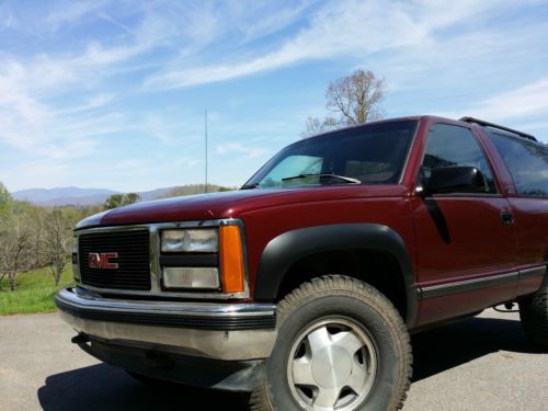 2-door 2 door two door yukon gmc red burgundy maroon 4x4 off road rare, image 4