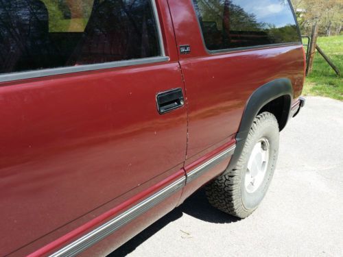 2-door 2 door two door yukon gmc red burgundy maroon 4x4 off road rare, image 5