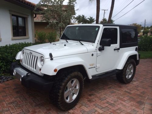 2012 jeep wrangler sahara sport utility 2-door 3.6l