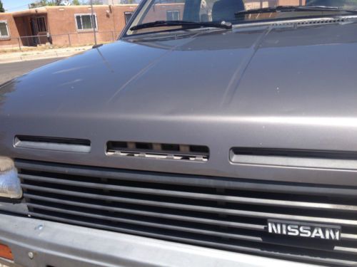 1986 nissan pick up truck, image 8