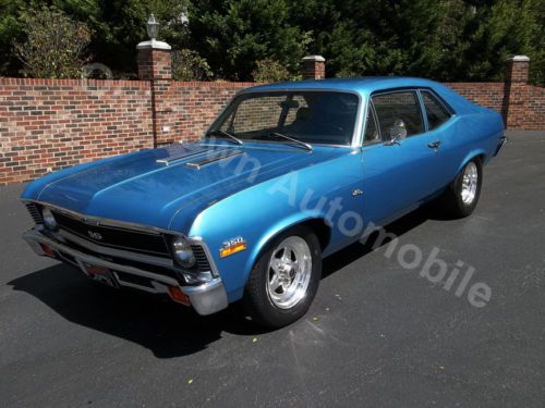 Clean,  posi, console, stereo c/d, blue, black