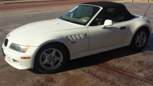 1999 bmw z3 roadster convertible 2-door 2.5l