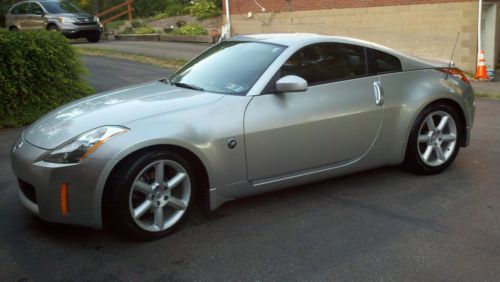 2003 nissan 350z touring coupe 2-door 3.5l