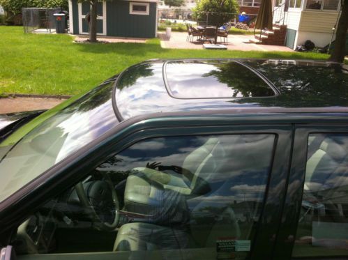 1999 Volvo S70 GLT Automatic 4-Door Sedan - All Leather, Olive Green, US $3,100.00, image 10