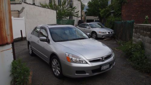 Honda accord ex v6 with sat nav option (fully loaded)