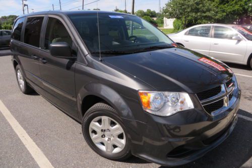 2011 dodge grand caravan express v6-3.6l ffv,nav,rear camera, xclean,pwr seat