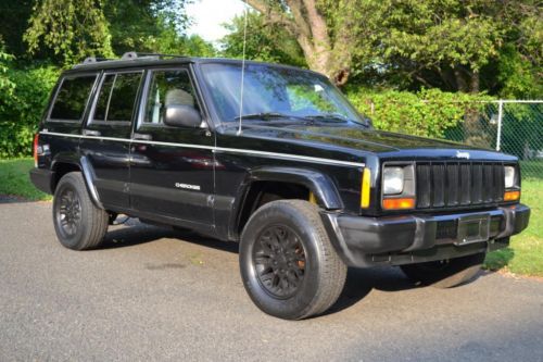 1999 jeep cherokee classic sport  4.0l suv 4x4 4wd no rust low miles!