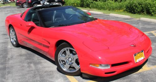 1997 chevrolet corvette base hatchback 2-door 5.7l