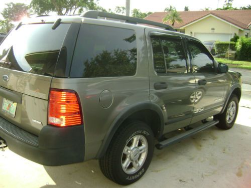 Ford explorer 2005 xls sport 4dr mint condition one owner