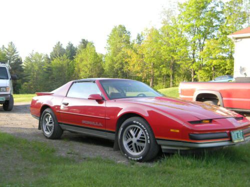 1988 pontiac firebird base coupe 2-door 5.0l