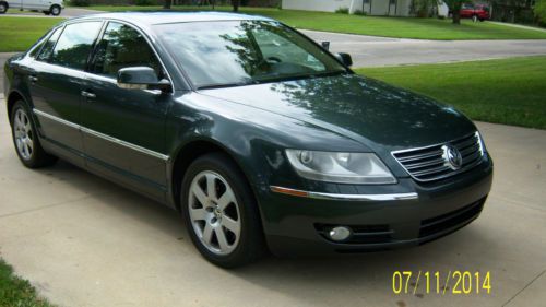 2004 volkswagen phaeton v8 sedan 4-door 4.2l