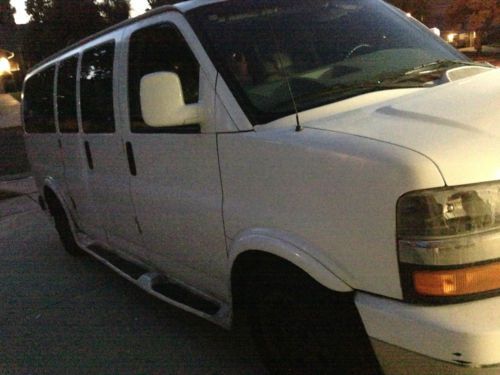 2003 chevy express explorer se conversion van