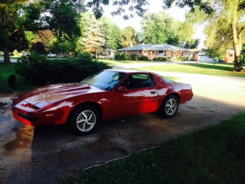 1987 pontiac firebird trans am coupe 2-door 5.7l