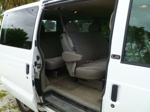 Astro passenger van 2002 114, 700 miles, 7 rows of seats, new ac, starter, tires