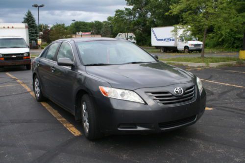 2009 toyota camry le sedan 4-door 2.4l