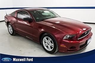 14 mustang coupe, 3.7l v6, auto, leather, sync, clean 1 owner, low miles!