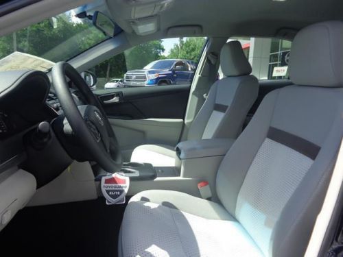 2014 toyota camry le