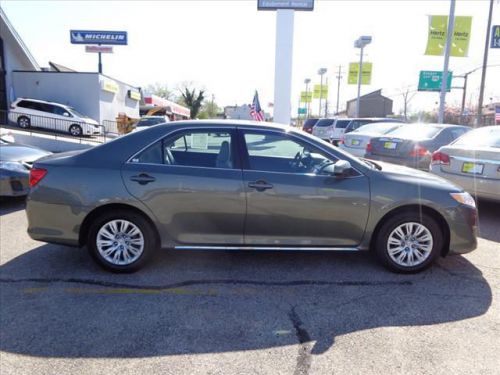 2012 Toyota Camry LE, US $14,888.00, image 2