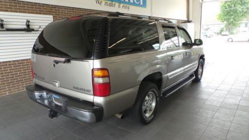 2002 chevrolet suburban lt