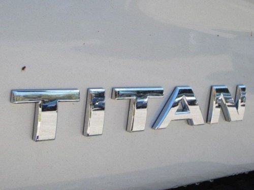 2014 nissan titan sv