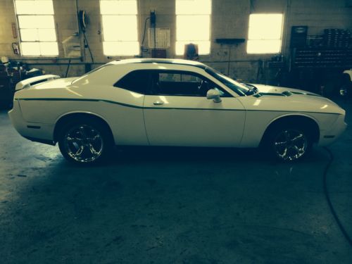 2010 dodge challenger 3.5 white &amp; green metalic green flake, turbo, e85, meth