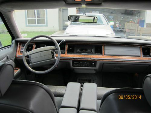 1993 Lincoln Town Car Continental Leather Power Bench Seat Automatic 4 Door, US $1,400.00, image 3