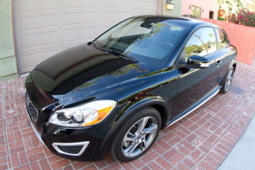 2013 volvo c30 t5 - black ext w/ black int - 6410 miles