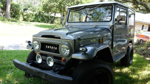 1969 toyota fj land cruiser