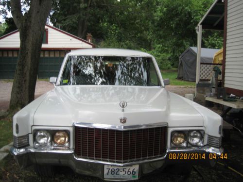 1970 cadillac superior hearse three way with suicide doors