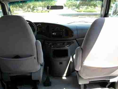 Wheelchair Van - 4x4 - Ford E-250, US $45,000.00, image 3
