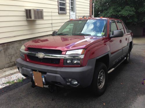 2004 chevrolet avalanche 2500 base crew cab pickup 4-door 8.1l