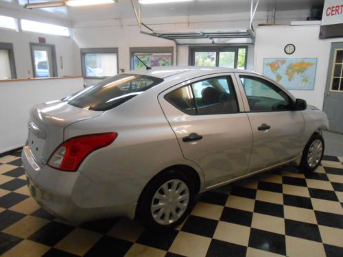 2014 Nissan Versa 1,686 Miles! NO RESERVE Salvage Rebuildable Repairable Damaged, image 9