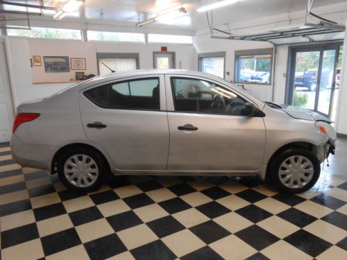 2014 Nissan Versa 1,686 Miles! NO RESERVE Salvage Rebuildable Repairable Damaged, image 11
