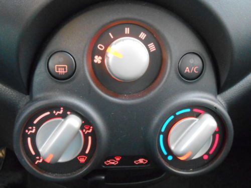 2014 Nissan Versa 1,686 Miles! NO RESERVE Salvage Rebuildable Repairable Damaged, image 29