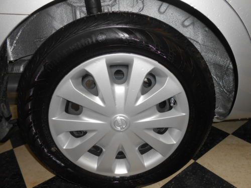 2014 Nissan Versa 1,686 Miles! NO RESERVE Salvage Rebuildable Repairable Damaged, image 32