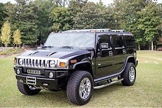2006 hummer h2, black, great condition, luxury package, 4wd, auto, 8 cylinders