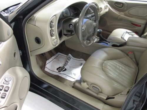 CLEAN HISTORY One Owner SLE V6 3.8L 6 Speakers AM FM CD AFFORDABLE, image 17